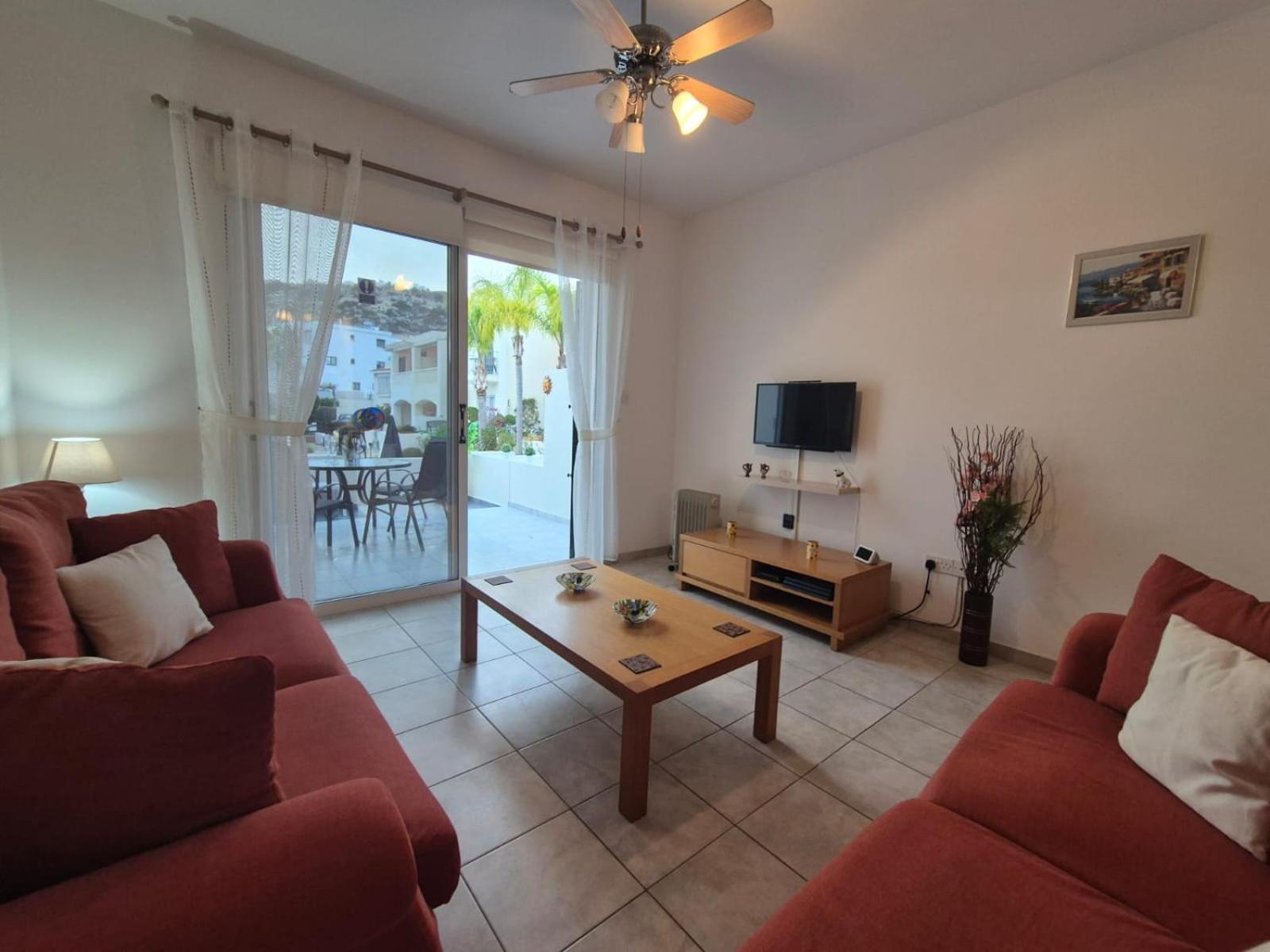 2 Bedroom Townhouse Lower Peyia Paphos Cyprus 외부 사진