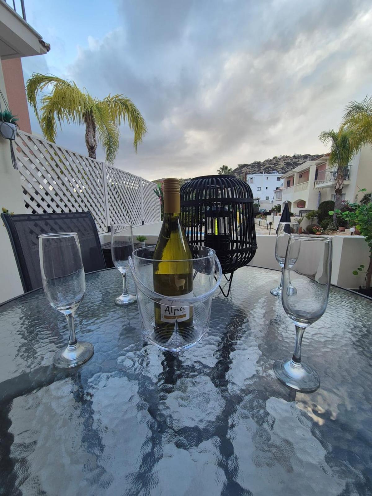 2 Bedroom Townhouse Lower Peyia Paphos Cyprus 외부 사진